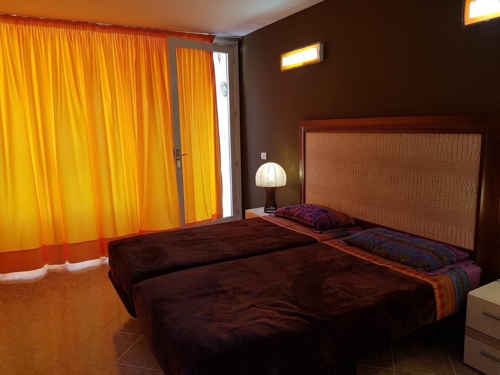 Apartamentos Olympia Playa de las Americas  Exterior foto